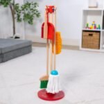 Melissa & Doug Dust! Sweep! Mop! Cleaning Play Set_8
