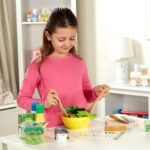 Melissa & Doug Slice and Toss Salad Set_9
